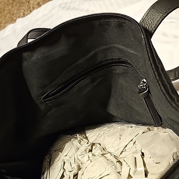 Botkier nylon bag, new without  tags. Never used. - Picture 4 of 6